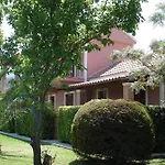 Hellens Village