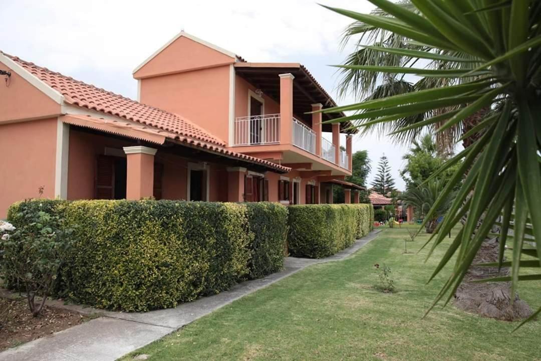 Aparthotel Hellens Village