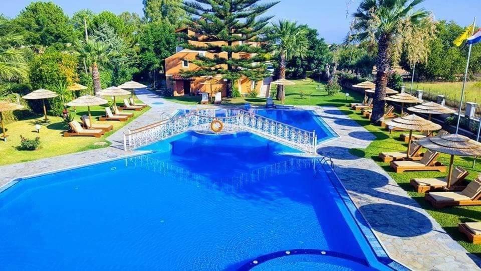 Hellens Village Almiros Beach