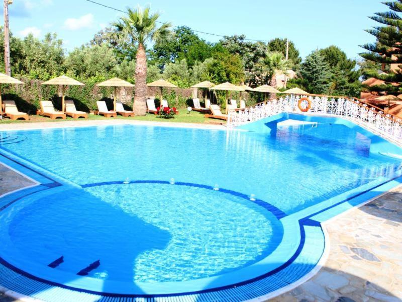 Aparthotel Hellens Village *